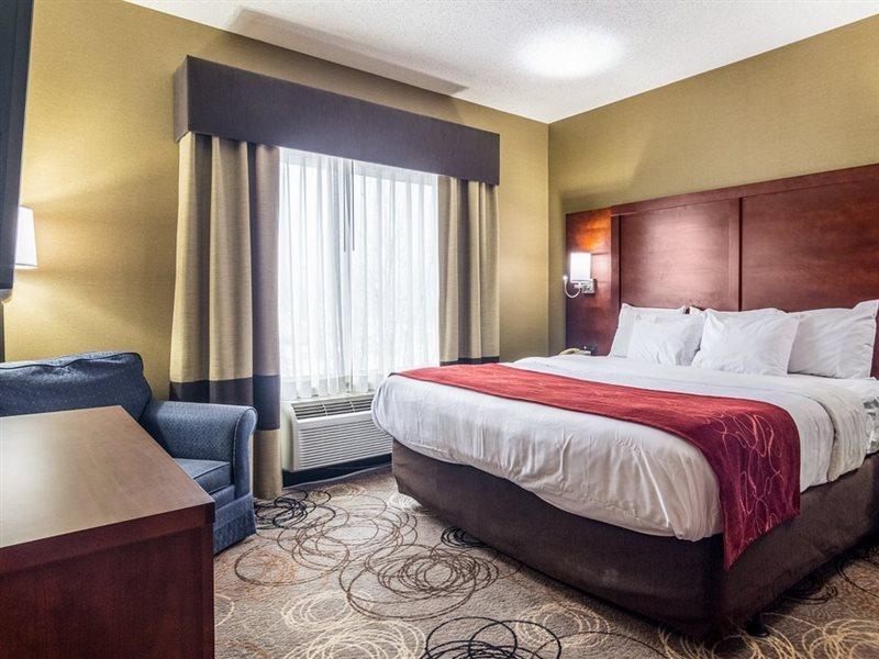 Comfort Suites Southfield-Detroit Екстериор снимка