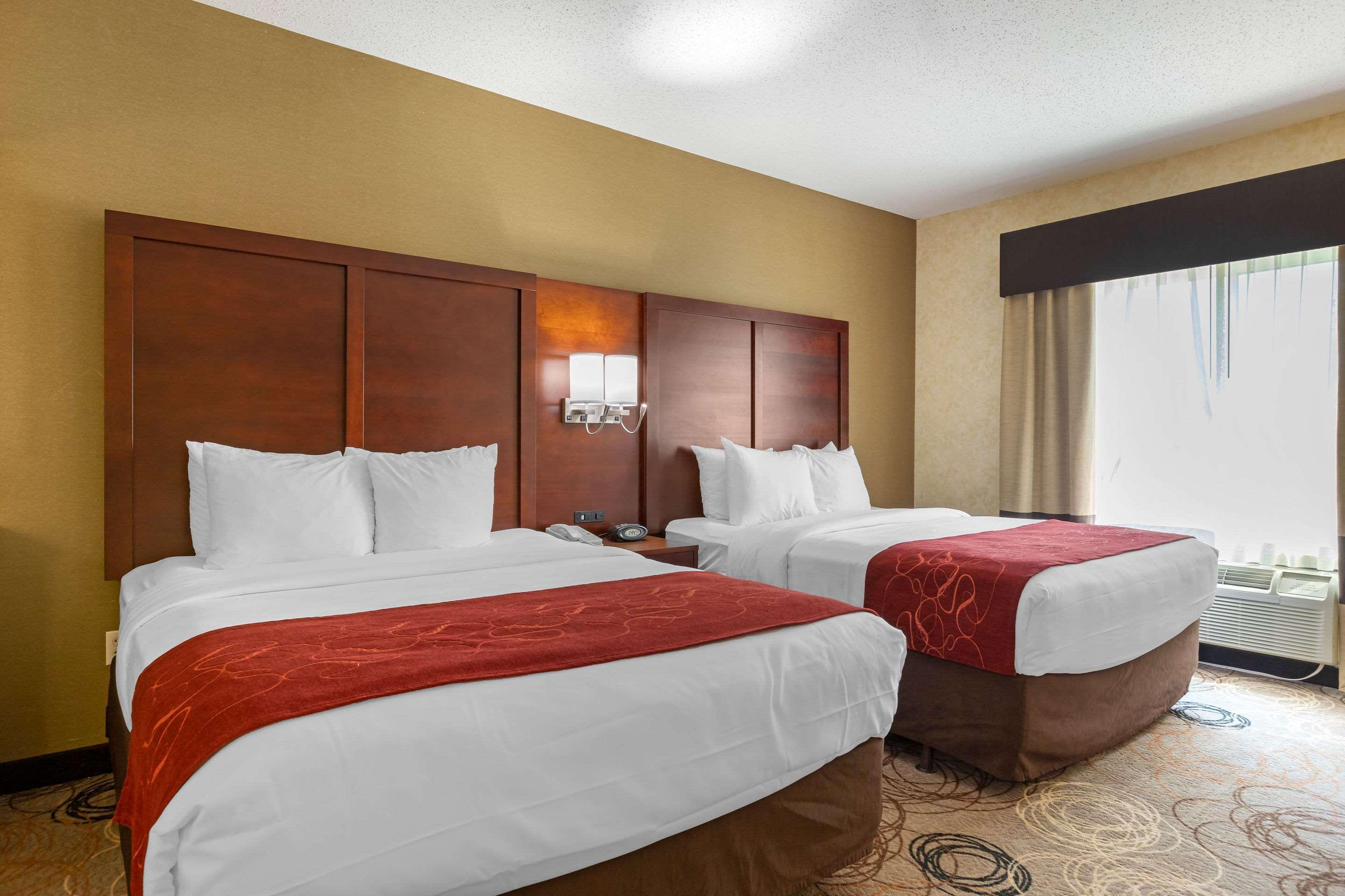 Comfort Suites Southfield-Detroit Екстериор снимка