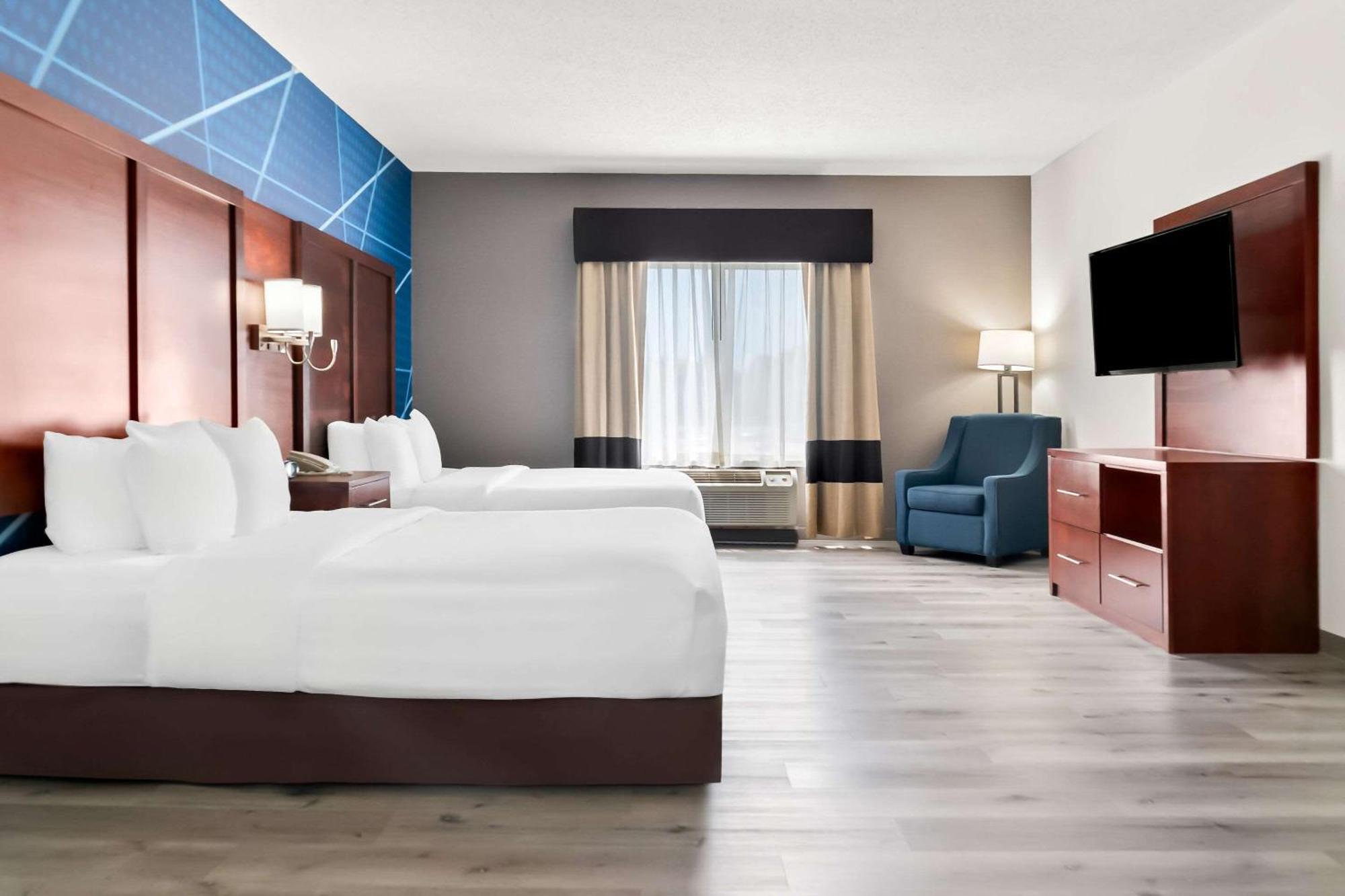 Comfort Suites Southfield-Detroit Екстериор снимка